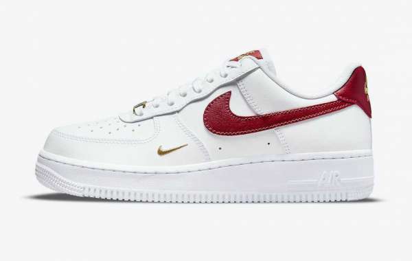 Nike Air Force 1 07 Essential White/Gym Red CZ0270-104 looks great!