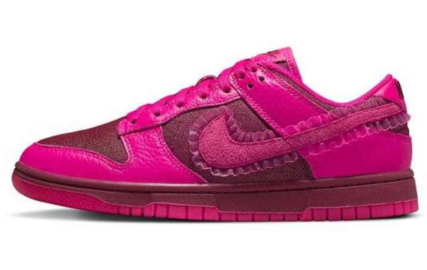 Latest Nike Dunk Low Releasing With Valentine's Day