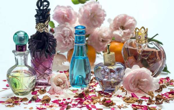 Perfume and Fragrances Market Insights: Revenue, Key Players, and Forecast 2032