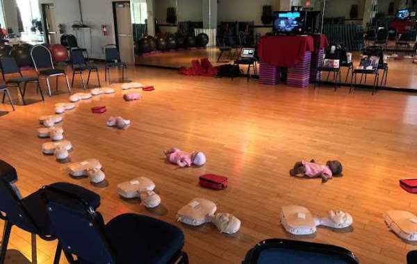 Equipping San Juan Capistrano with Essential Lifesaving Skills: CPR and Certification Programs