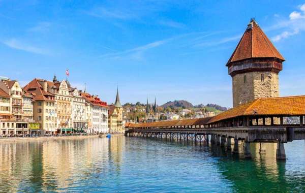 Fensterreinigung in Luzern mit GlasRein.ch: Streifenfreier Glanz für Ihr Zuhause und Ihr Unternehmen