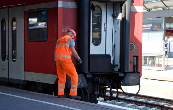 Railroad Settlement Mesothelioma: Understanding the Risks and Legal Options
