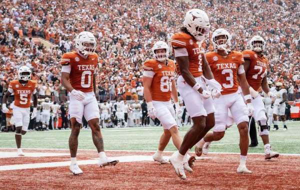 How WR Daylan McCutcheon is made up of acquired the rely on of the Texas education workers