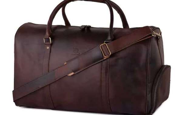 A Complete Guide to Choosing a Quality Leather Duffle Bag for Travel