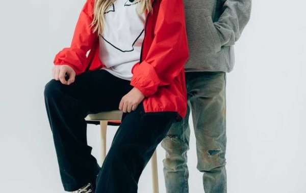 Comme des Garcons Singapore: A Fashion Language That Redefines Style