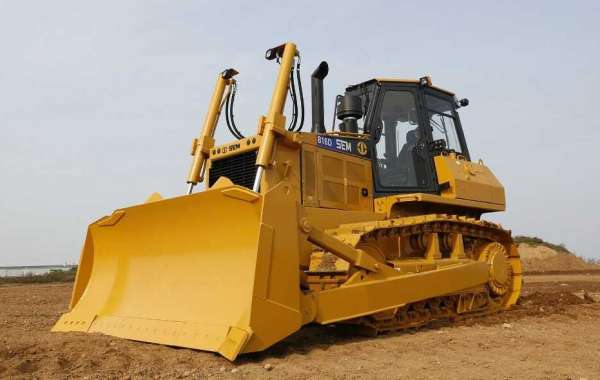 SEM Bulldozer in Kuwait vs Other Earthmoving Equipment