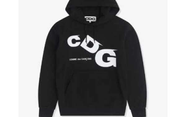 Comme des Garcons Japan Style Guide: CDG Clothing, Sneakers, and Legacy