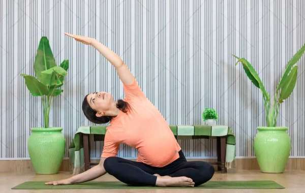 Prenatal Yoga Instructor Training: A Complete Guide to Teaching Yoga During Pregnancy