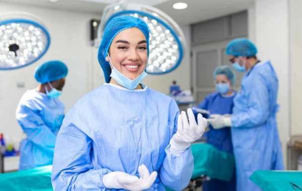 Best Plastic Surgeon in Dubai – Expert Care by the Best Liposuction Doctor in Dubai